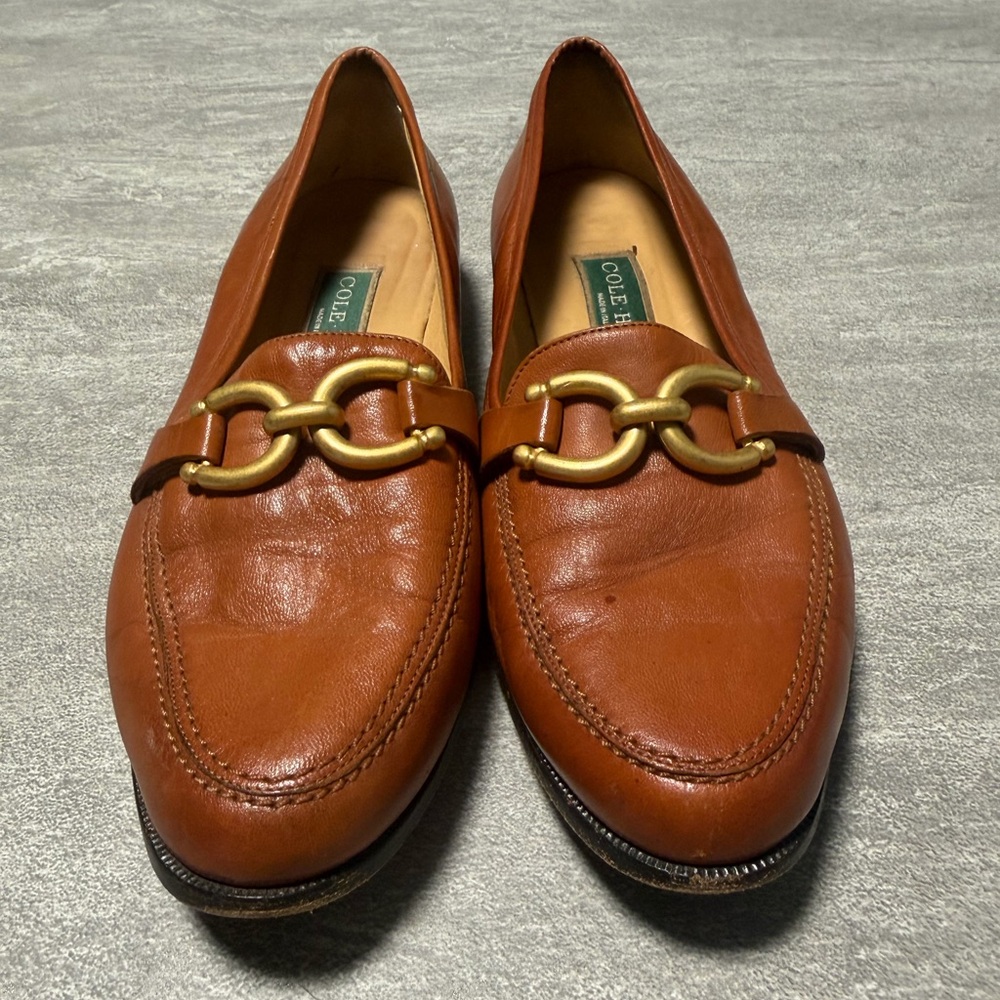 Cole Haan Leather Loafers W/ Gold-toned Details Size 8.5 Made In Italy